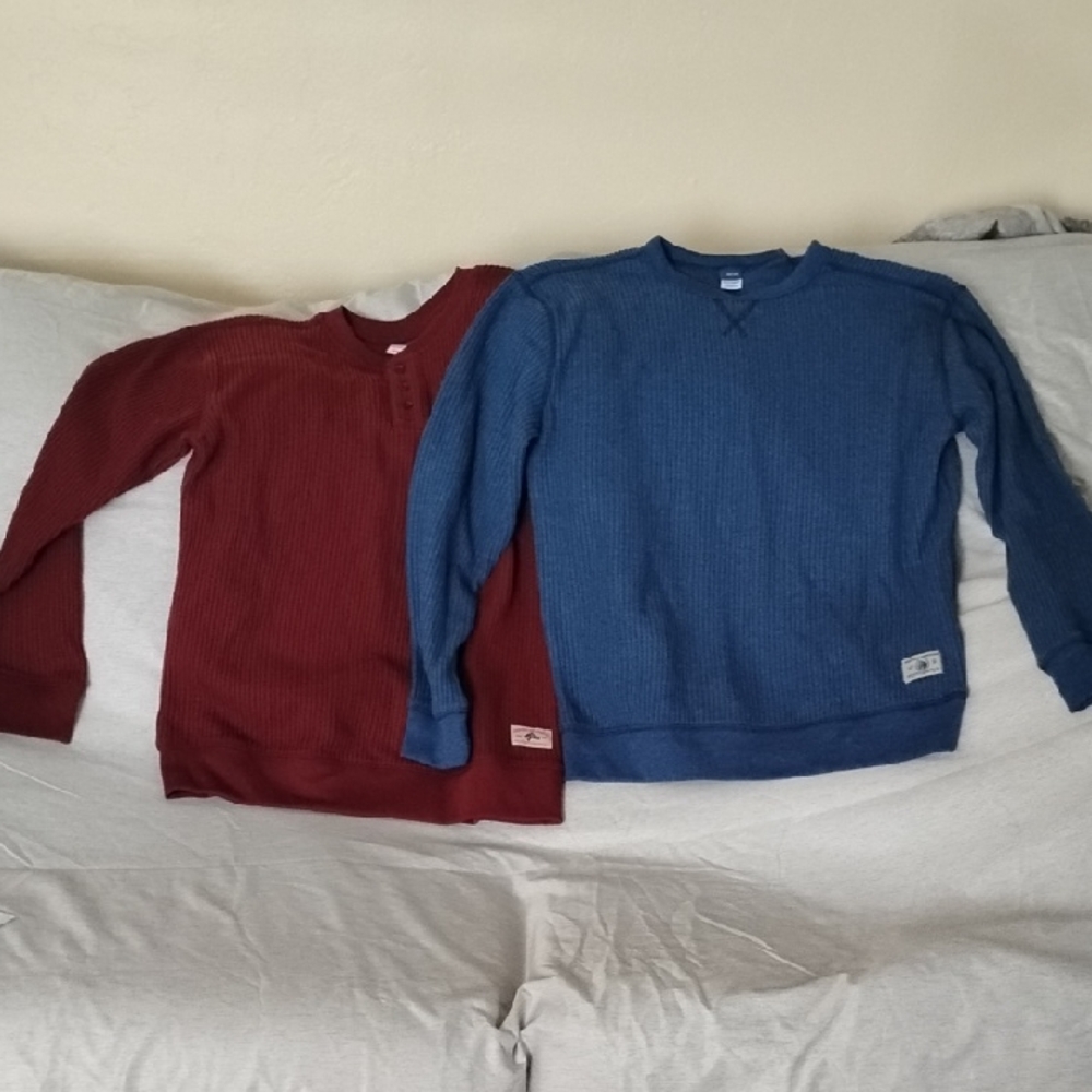Old Navy Men's Red and Blue Crewneck Sweaters